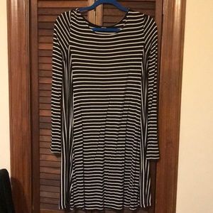 Old Navy long sleeved t shirt dress